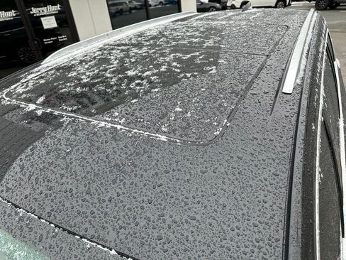 Used 2022 Cadillac XT6 Premium Luxury w/ Platinum Package image 12