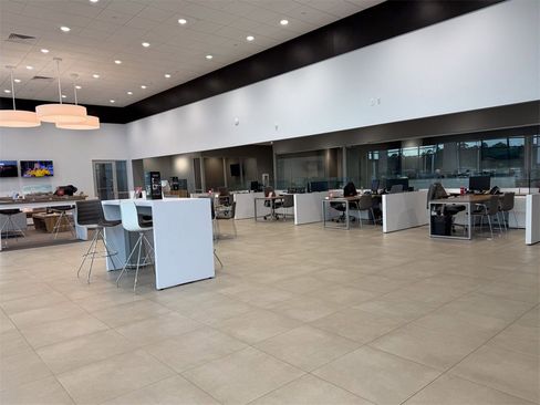 Used 2024 Nissan Altima 2.5 SV image 30