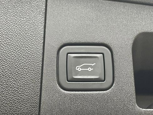 Certified 2025 Cadillac XT5 Premium Luxury image 20