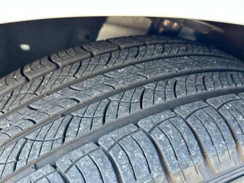 Used 2022 Ford Edge SEL w/ Convenience Package image 29