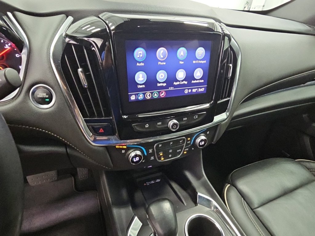 Used 2023 Chevrolet Traverse Premier FWD image 13