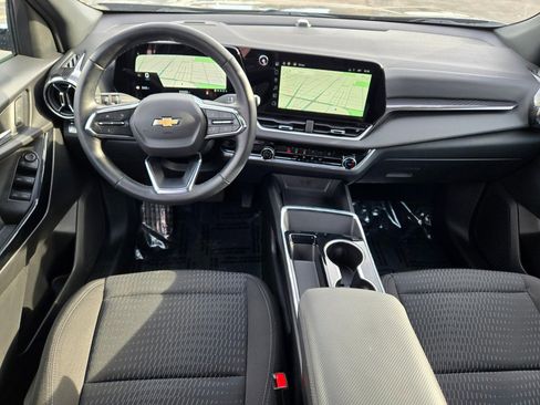 Certified 2025 Chevrolet Equinox LT image 17