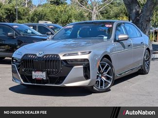 Used 2026 BMW i7 xDrive60 AWD/4WD video 1