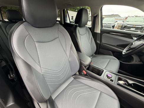 Used 2026 Volkswagen Tiguan SE AWD/4WD image 33