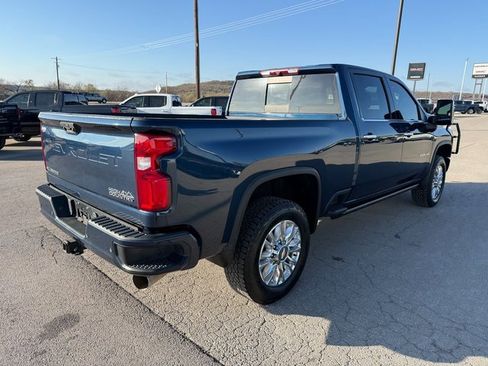 Used 2021 Chevrolet Silverado 2500 High Country w/ Safety Package II image 6