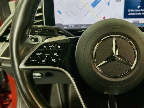 Used 2024 Mercedes-Benz E 350 4MATIC Sedan image 18