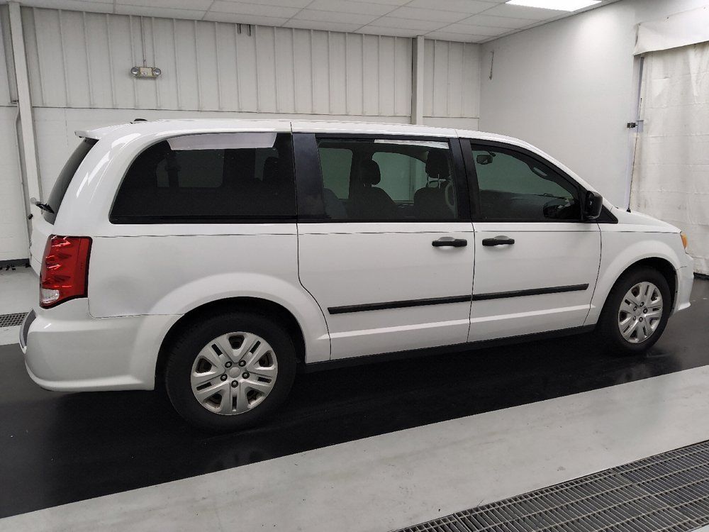 Used 2016 Dodge Grand Caravan American Value Package w/ UConnect Hands-Free Group FWD image 10