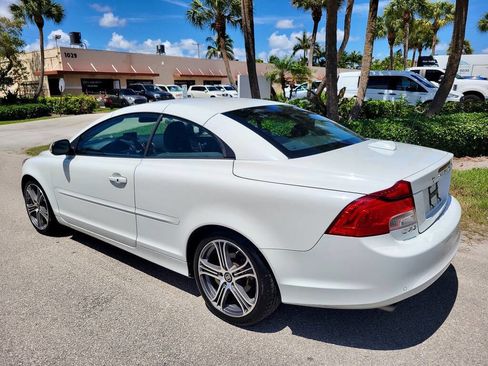 Used 2012 Volvo C70 T5 image 8