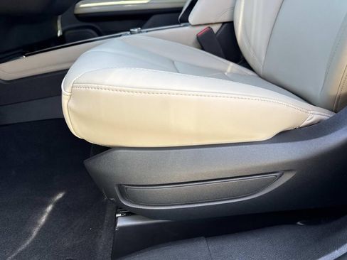 New 2026 Lincoln Corsair Premiere image 20