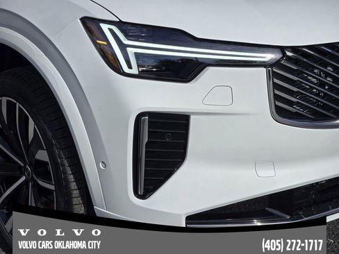 Used 2026 Volvo XC90 B6 Ultra image 7