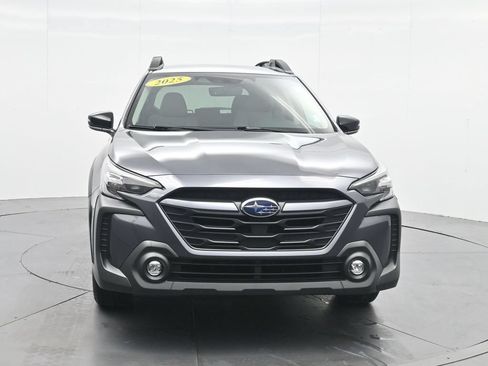 Used 2025 Subaru Outback Premium AWD/4WD image 14