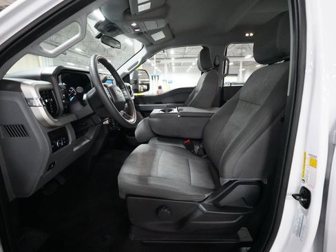 Used 2024 Ford F250 XL w/ STX Appearance Package AWD/4WD image 7