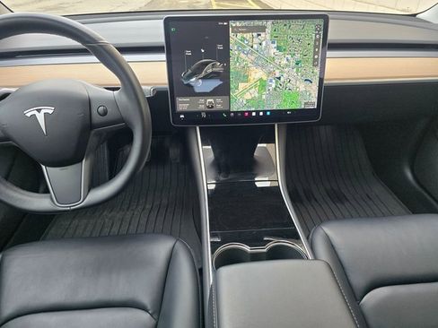 Used 2018 Tesla Model 3 Long Range image 24