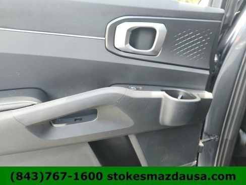 Used 2021 Kia Sorento LX FWD image 18