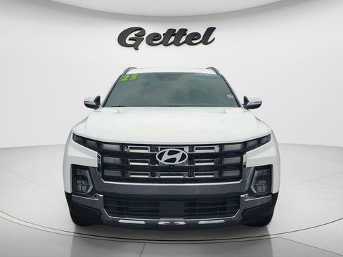 Used 2025 Hyundai Santa Cruz Limited AWD/4WD image 2