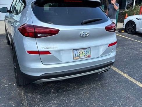 Used 2019 Hyundai Tucson Sport FWD image 11