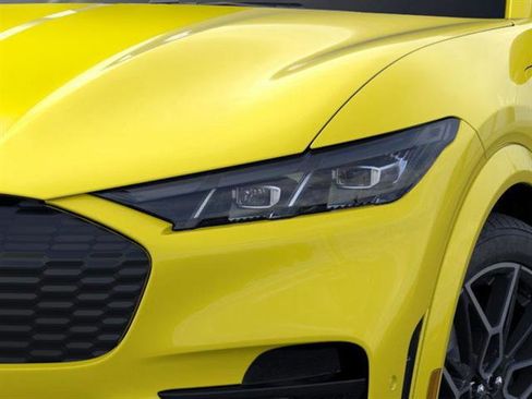 New 2025 Ford Mustang Mach-E GT w/ Interior Protection Package image 40