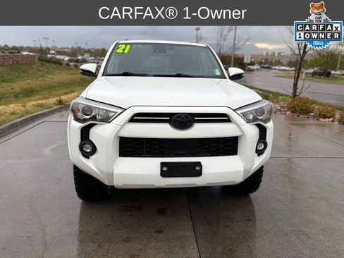 Used 2021 Toyota 4Runner SR5 Premium AWD/4WD image 2