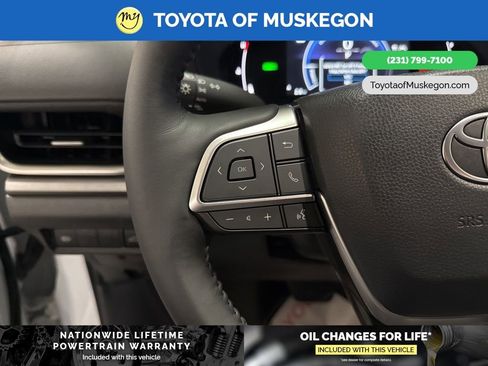 New 2026 Toyota Grand Highlander XLE image 16