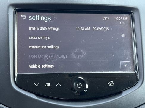 Used 2016 Chevrolet Trax LS image 22