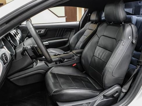 Used 2015 Ford Mustang Premium RWD image 25