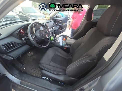 Used 2023 Subaru Outback Premium AWD/4WD image 5