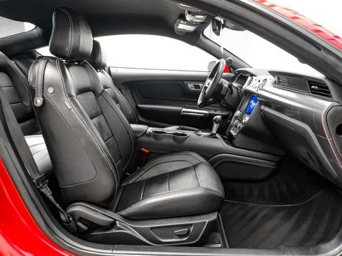 Used 2020 Ford Mustang GT Premium w/ GT Performance Package RWD image 35