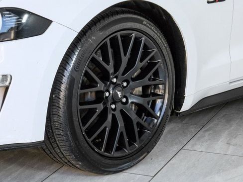 Used 2018 Ford Mustang GT Premium w/ Black Accent Package RWD image 45