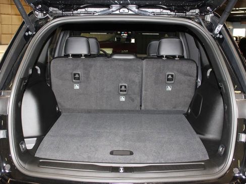 New 2025 Jeep Grand Cherokee Limited w/ Luxury Tech Group II image 33