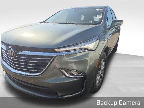 Used 2023 Buick Enclave Essence FWD image 5
