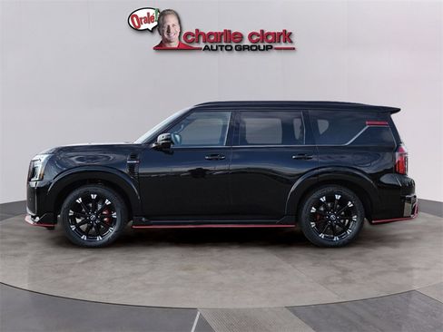 New 2026 Nissan Armada NISMO image 3