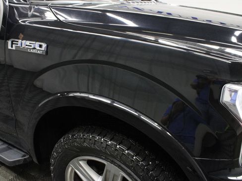 Used 2018 Ford F150 Lariat w/ Equipment Group 502A Luxury AWD/4WD image 32