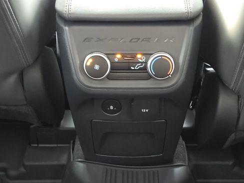 New 2026 Ford Explorer Active w/ Active Comfort Package RWD image 23