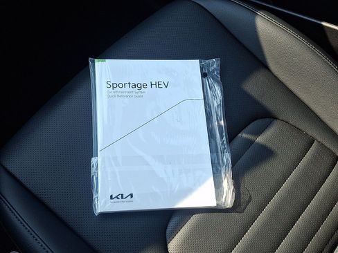 Used 2024 Kia Sportage SX Prestige AWD/4WD image 27
