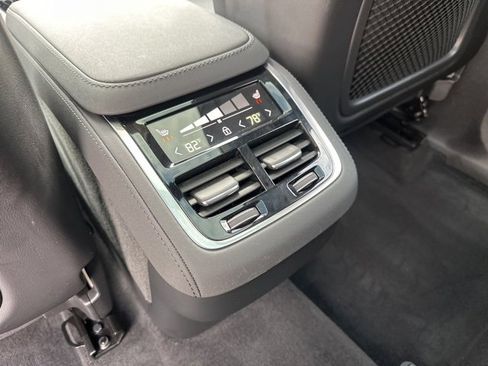 Certified 2025 Volvo XC90 B6 Plus image 15