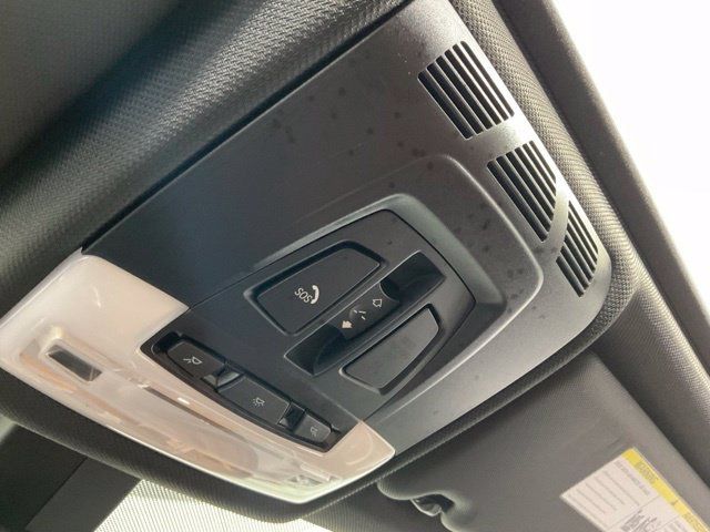 Used 2017 BMW 330i xDrive Sedan AWD/4WD image 22