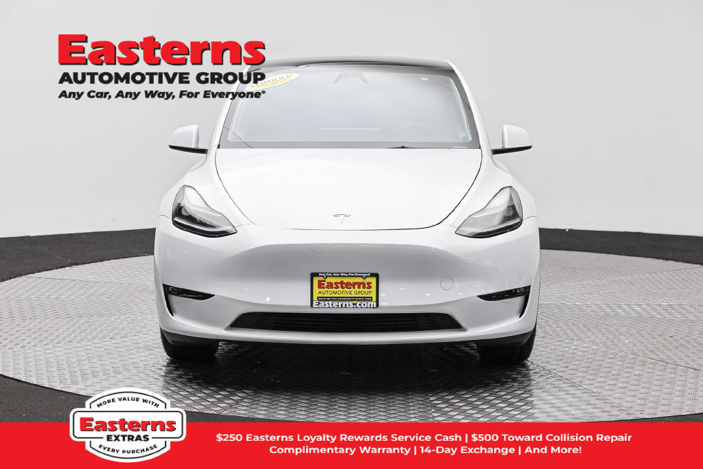 Used 2023 Tesla Model Y Long Range AWD/4WD image 3