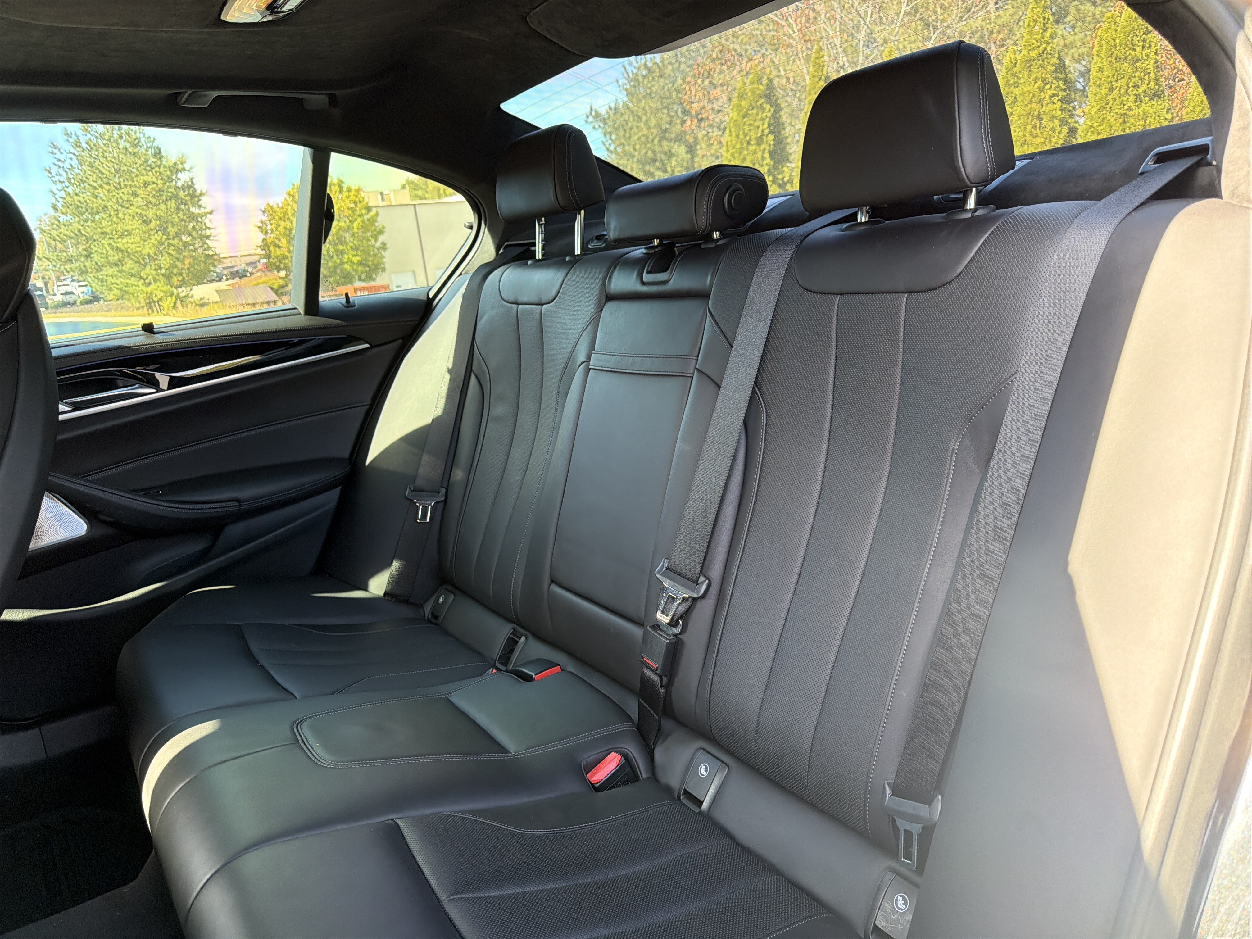 Used 2018 BMW M5 w/ Executive Package AWD/4WD image 8