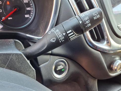 Used 2022 Chevrolet Equinox LT image 23