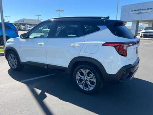 Used 2024 Kia Seltos S FWD image 23