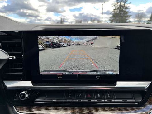 New 2026 GMC Sierra 2500 SLE w/ SLE Value Package; image 11