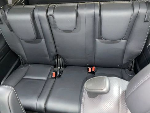 Used 2022 Subaru Ascent Touring AWD/4WD image 16