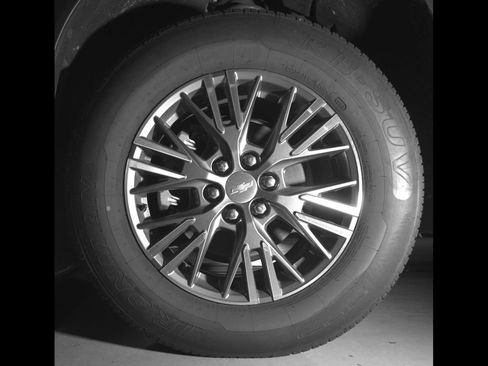 Used 2024 Chevrolet Traverse LT FWD image 10
