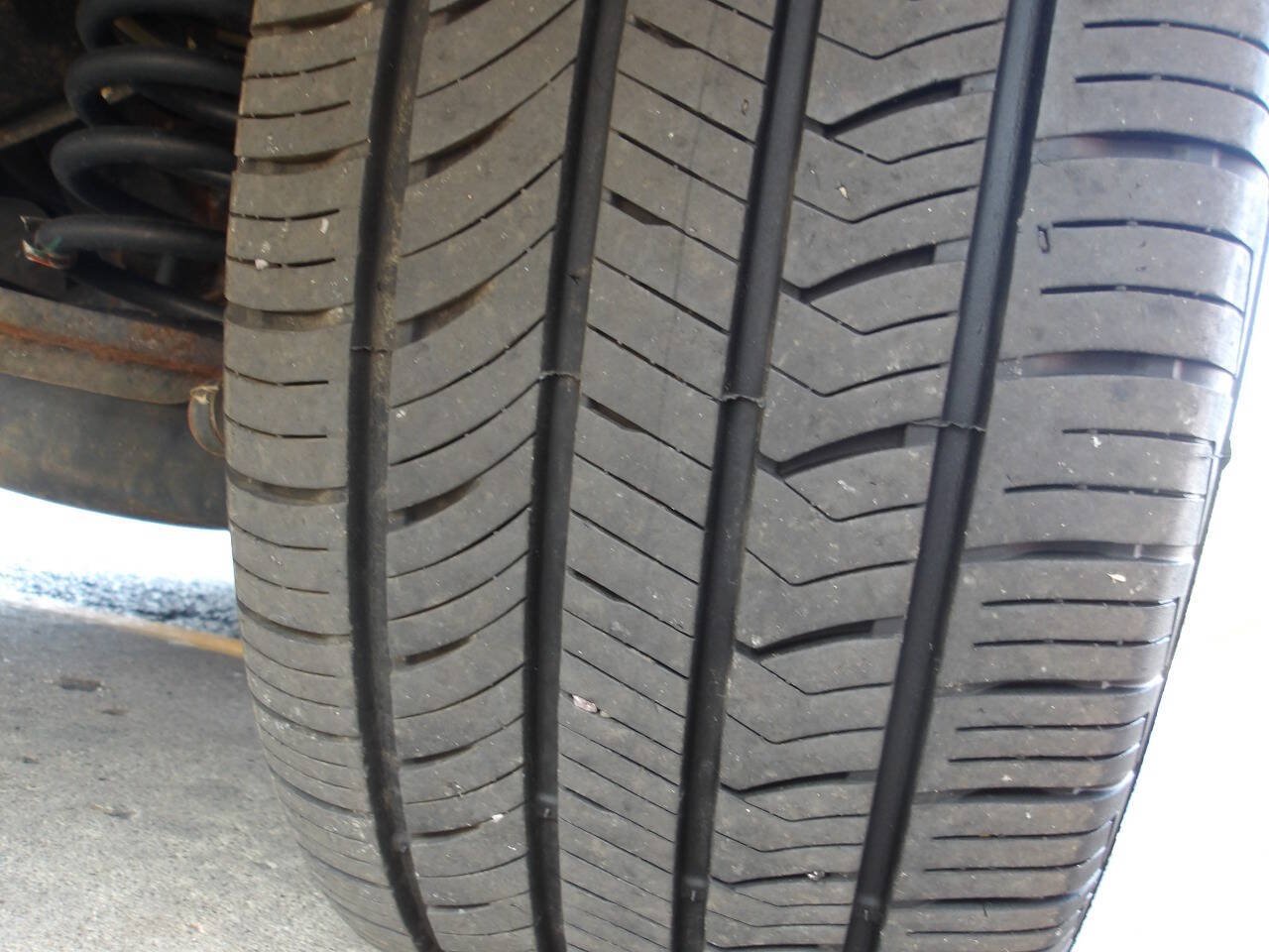 Used 2015 Ford Escape SE FWD image 26