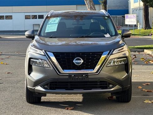 Used 2022 Nissan Rogue SL w/ SL Premium Package image 9