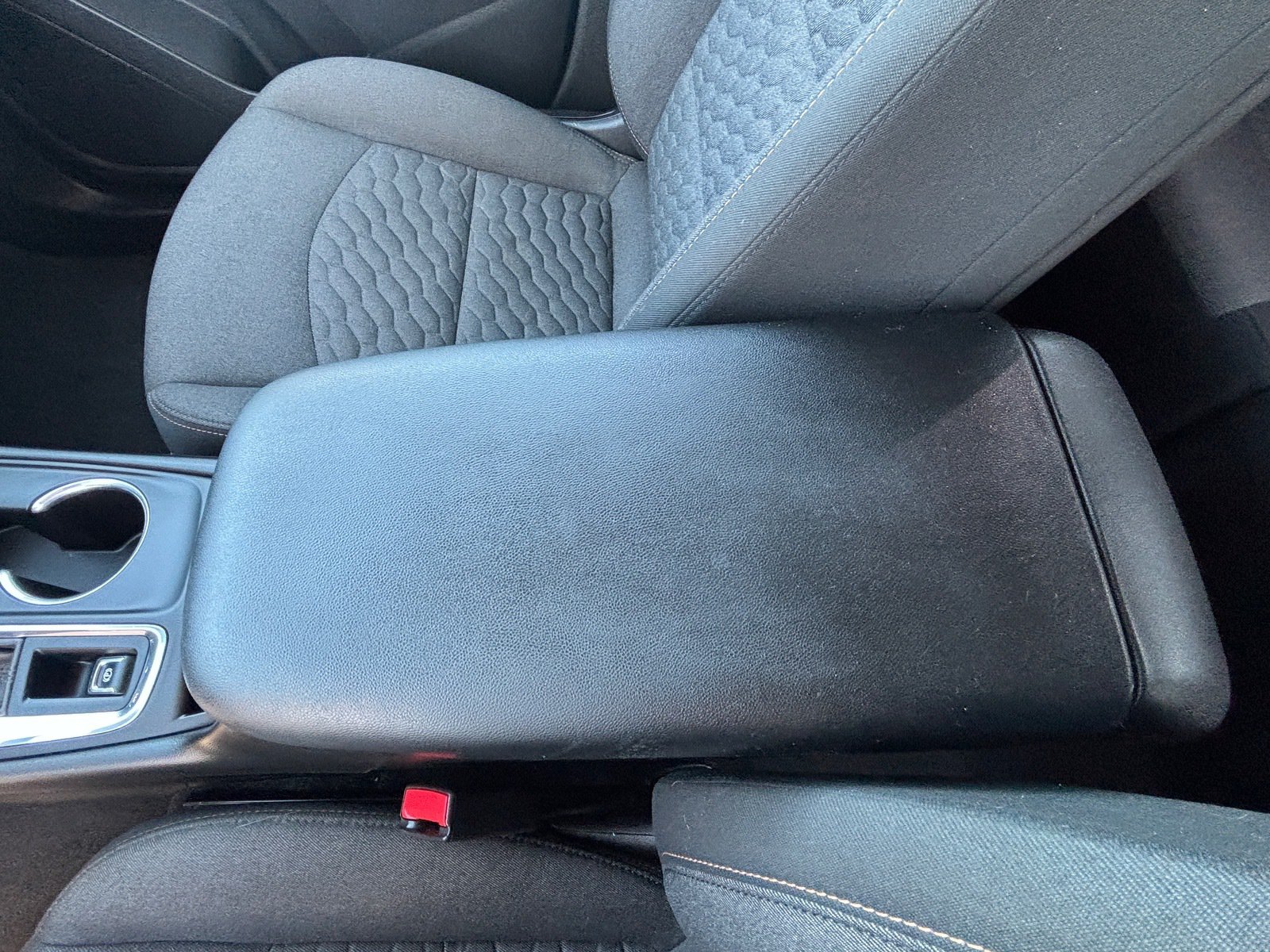 Used 2021 Chevrolet Equinox LT FWD image 17