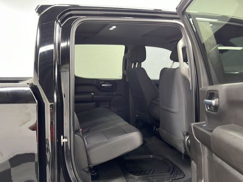 Used 2021 Chevrolet Silverado 1500 LT AWD/4WD image 17