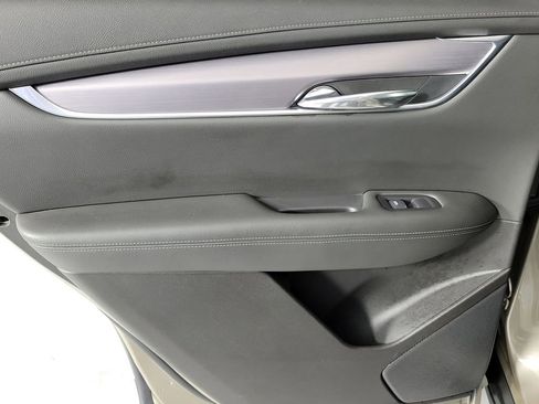 Used 2023 Cadillac XT6 Luxury FWD image 14