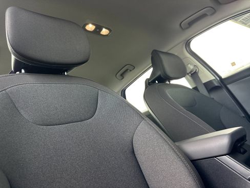 Certified 2025 Kia K4 FWD image 15
