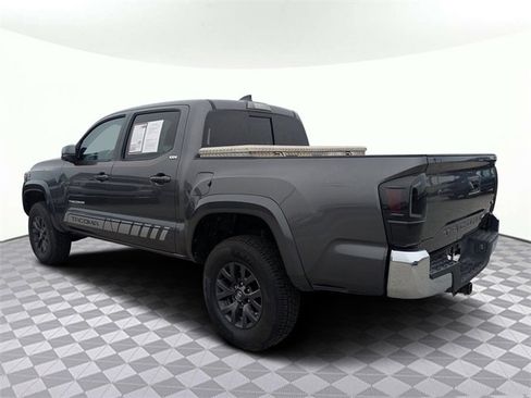 Used 2020 Toyota Tacoma SR5 image 5